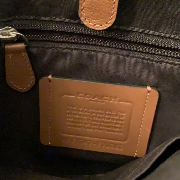 Coach shoulder bag! - Picture 2 of 3